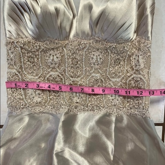 JS COLLECTIONS Beige Tan Lace Halter Dress Gown Size 4 - Picture 16 of 16